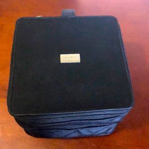 ❤️DIOR double zip backstage cosmetics makeup bag in black.